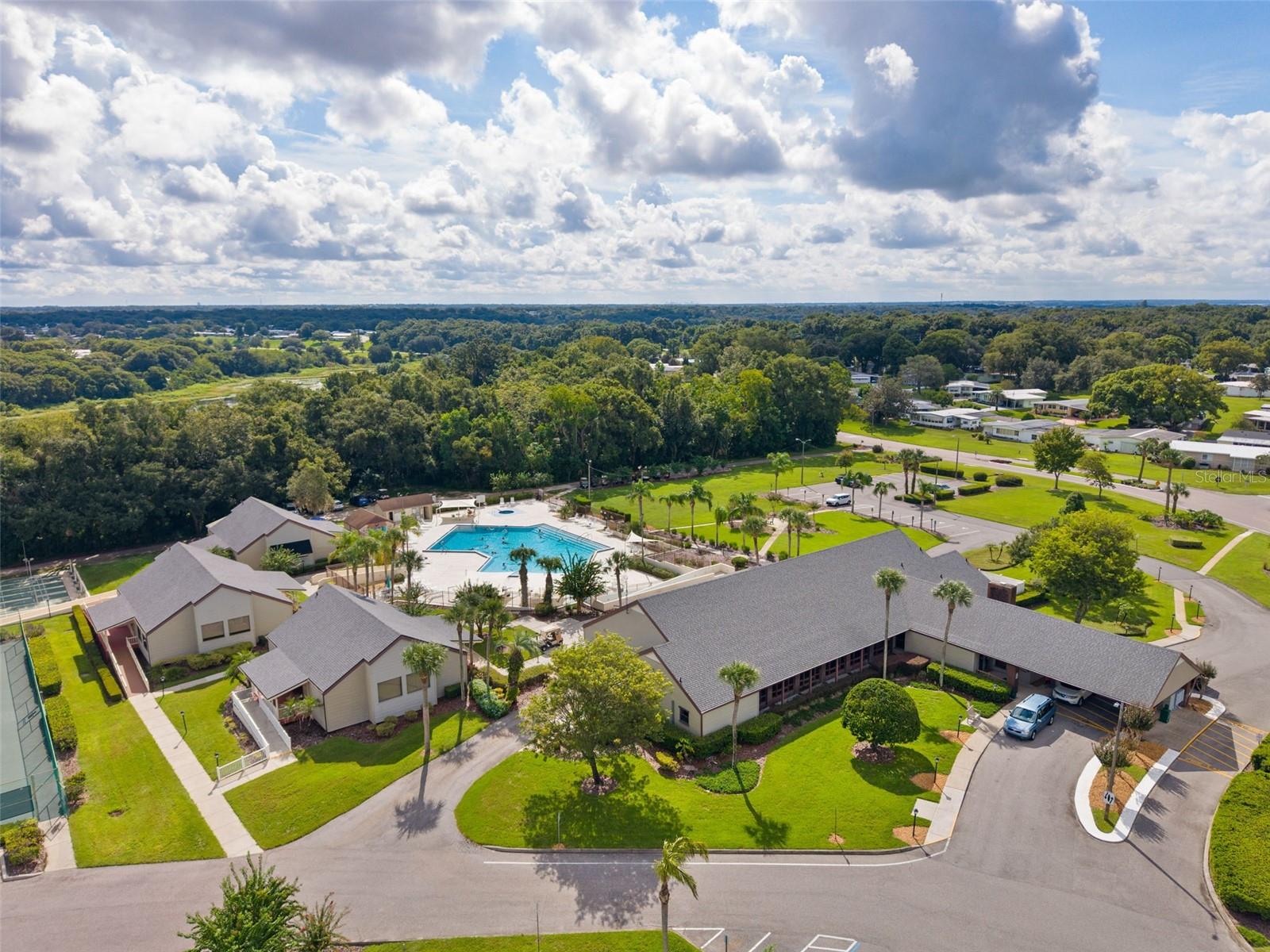 2616 Lake Grassmere Cir #1850 Property Photo 74