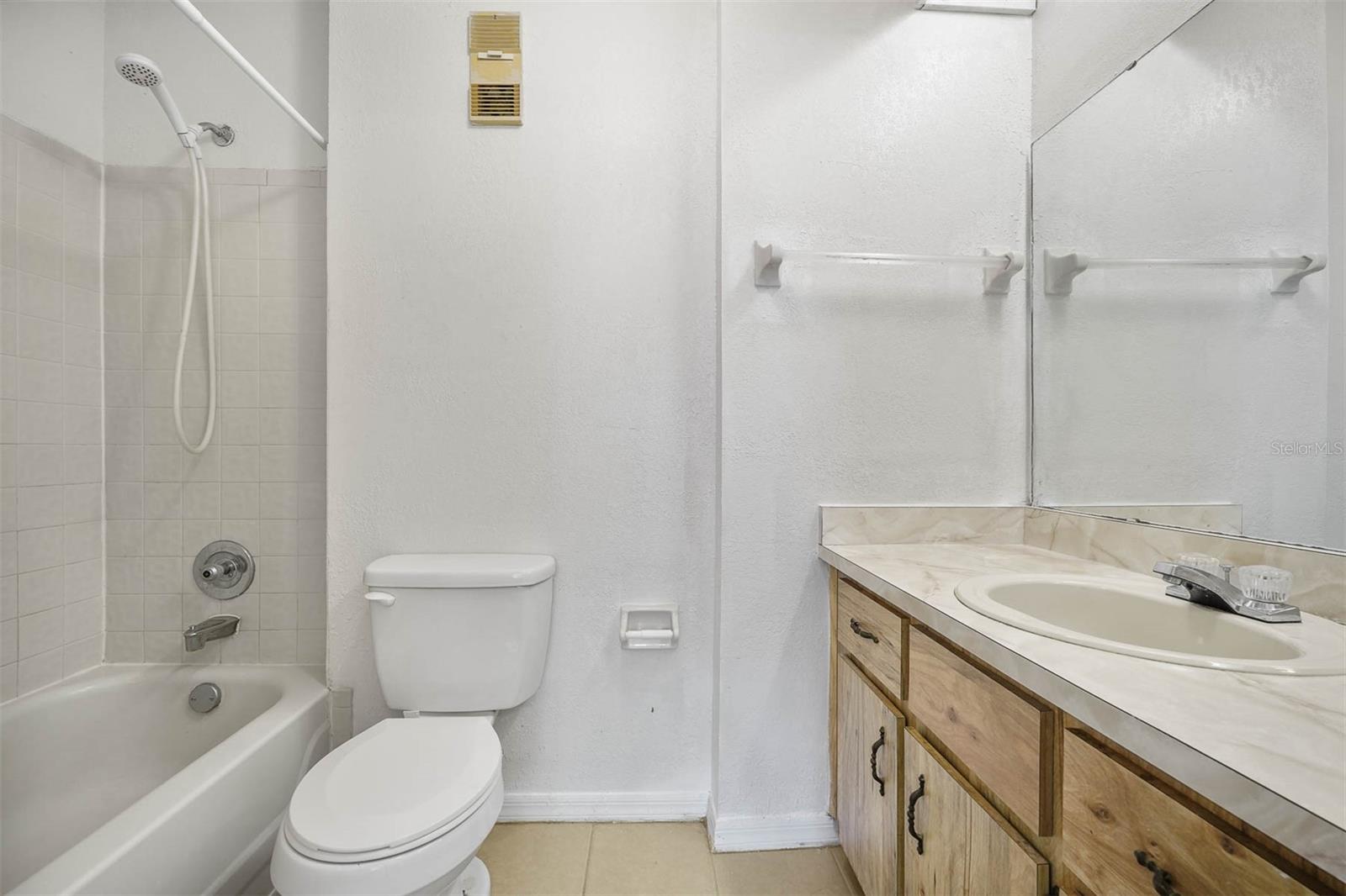 12062 Tift Cir Property Photo 15