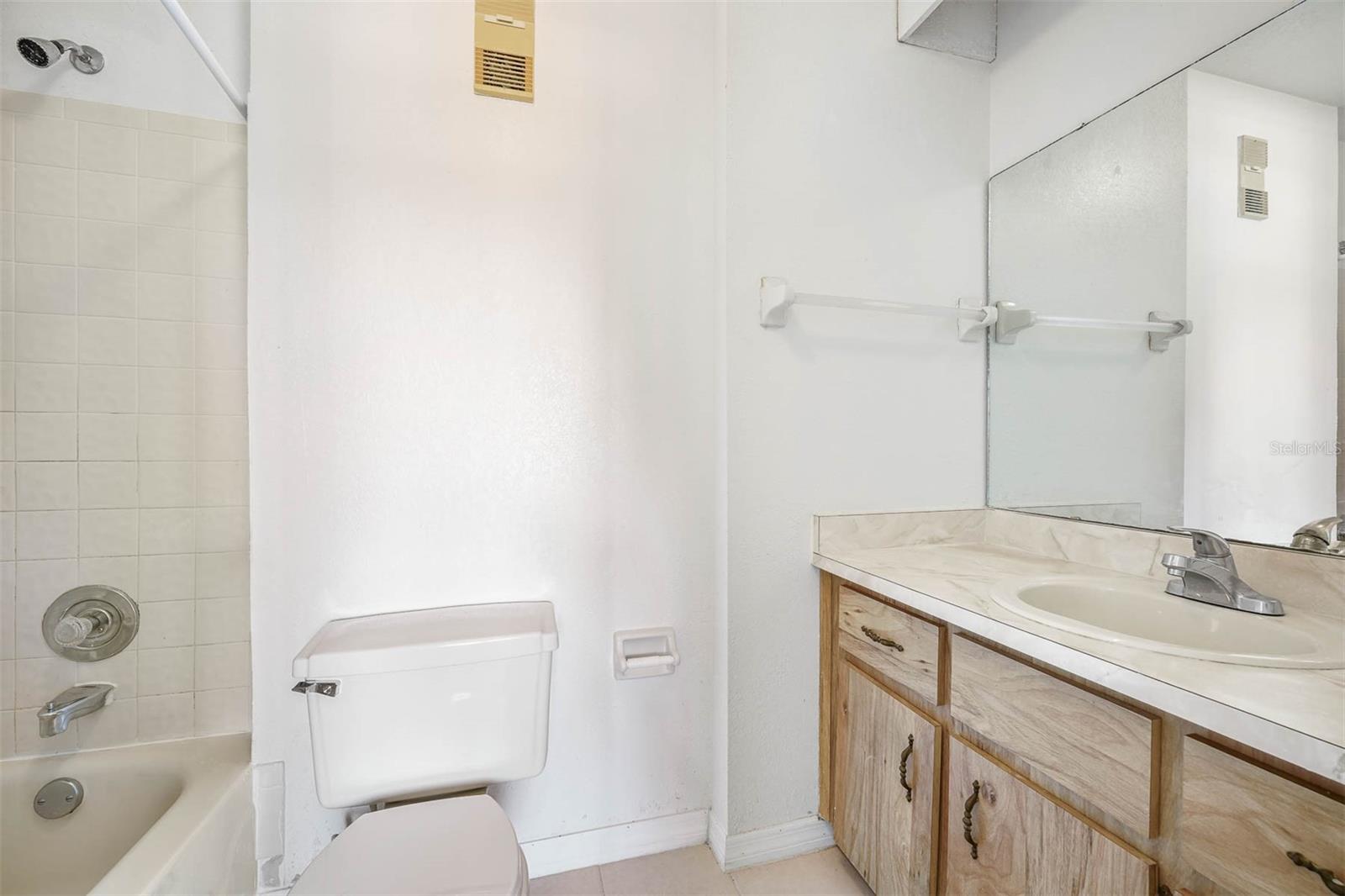 12062 Tift Cir Property Photo 20