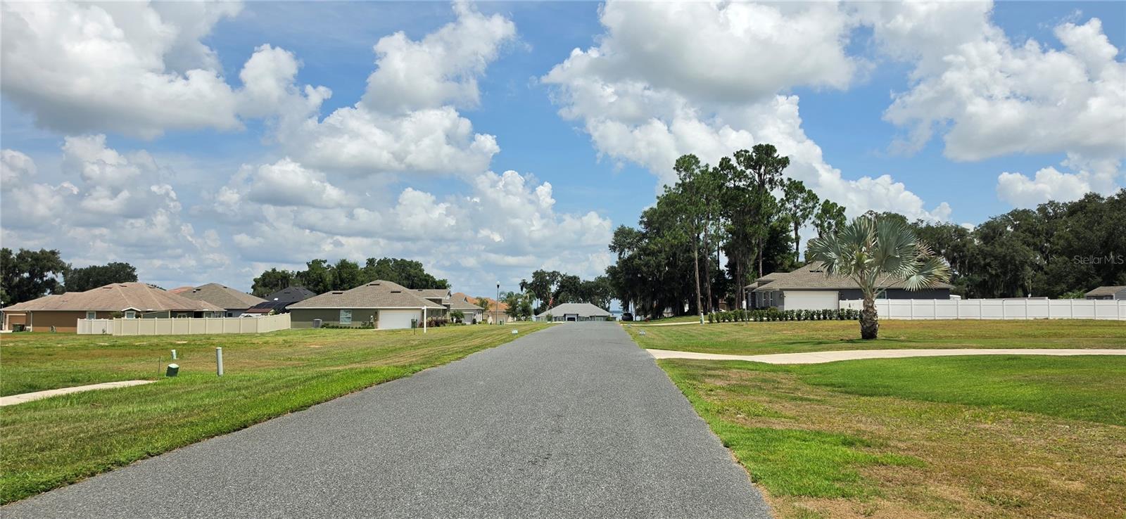 817 Oaks Shores Rd Property Photo 4