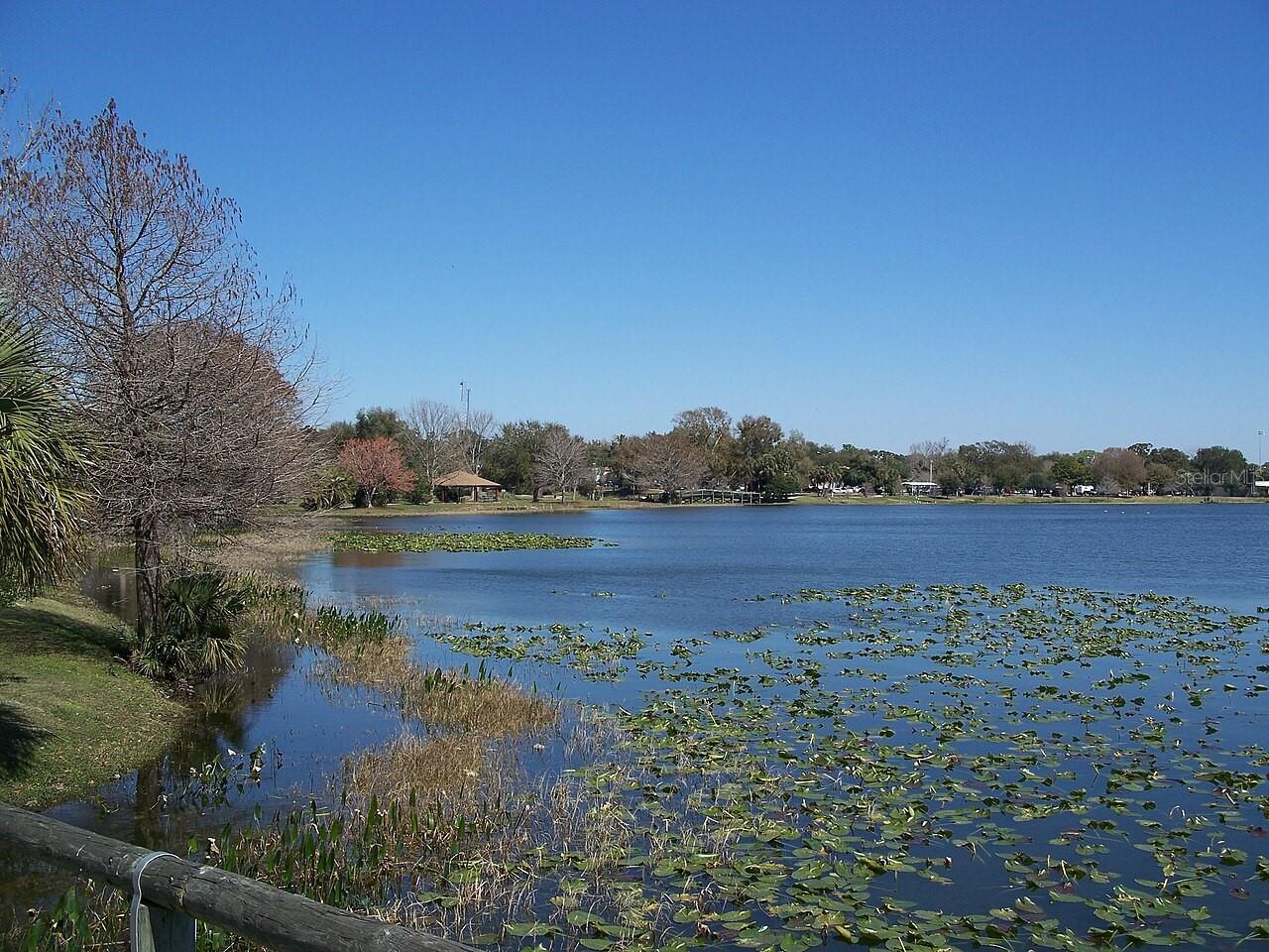 817 Oaks Shores Rd Property Photo 10