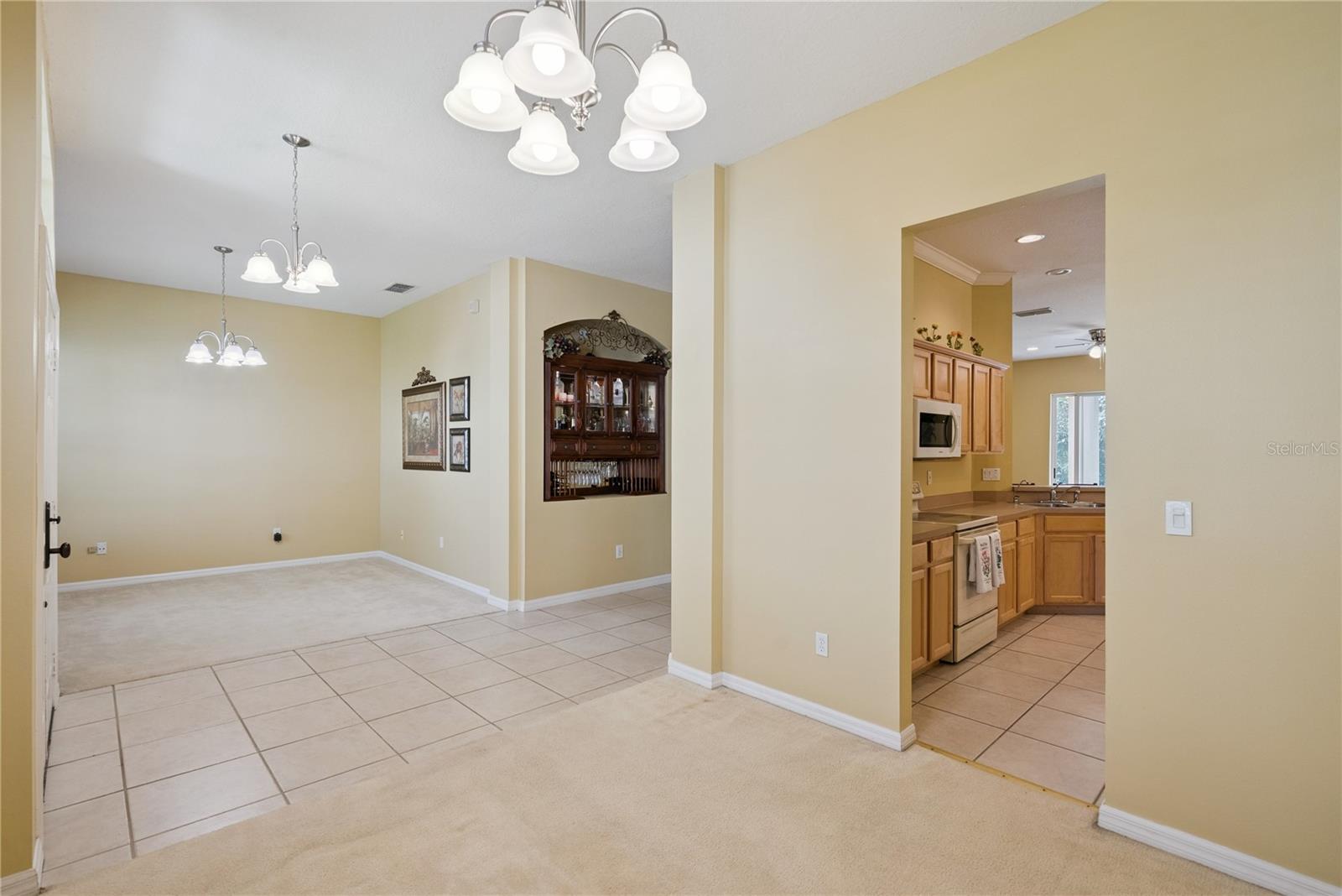 1040 Kersfield Cir Property Photo 6