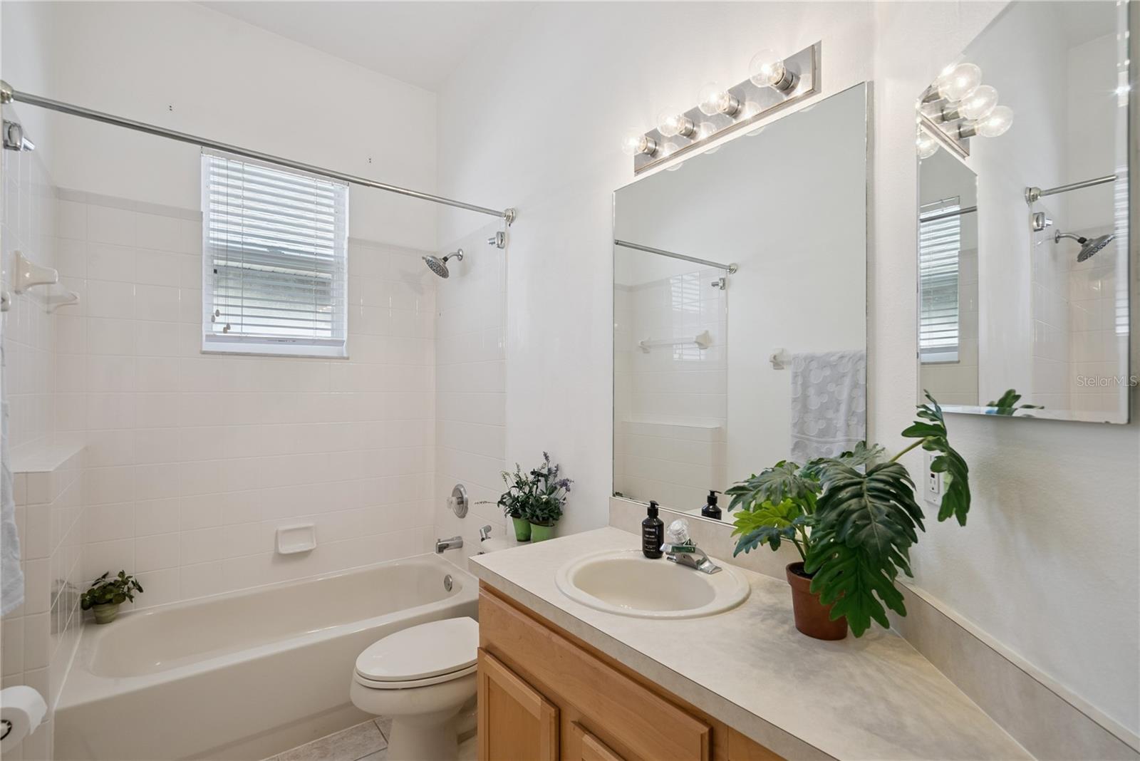 1040 Kersfield Cir Property Photo 24