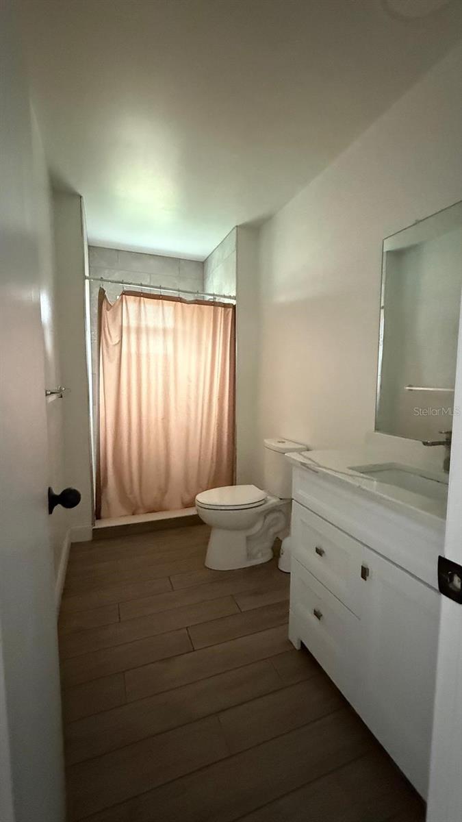 10718 Windsor Pl Property Photo 22