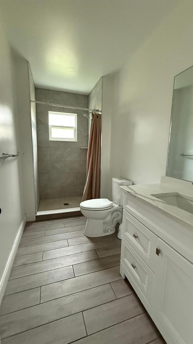 10718 Windsor Pl Property Photo 23