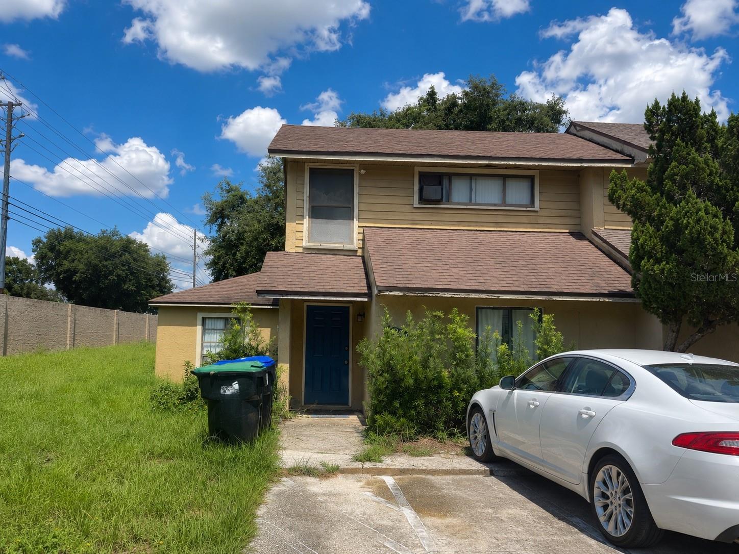 1299 Woodman Way #1 Property Photo 1