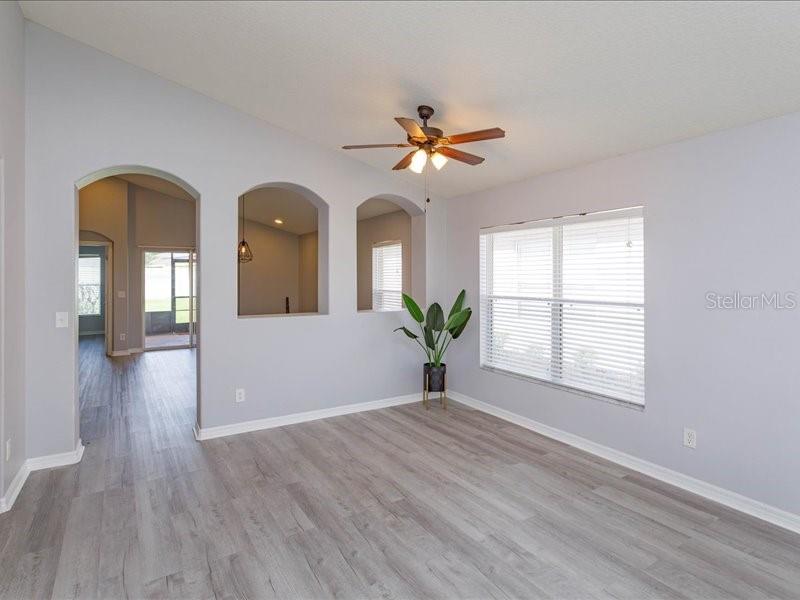 844 Haring Ln Property Photo 9