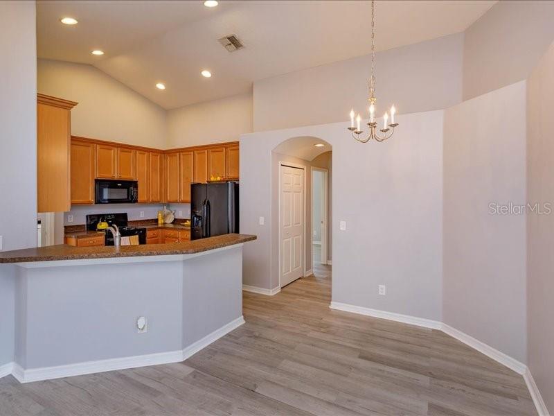844 Haring Ln Property Photo 14