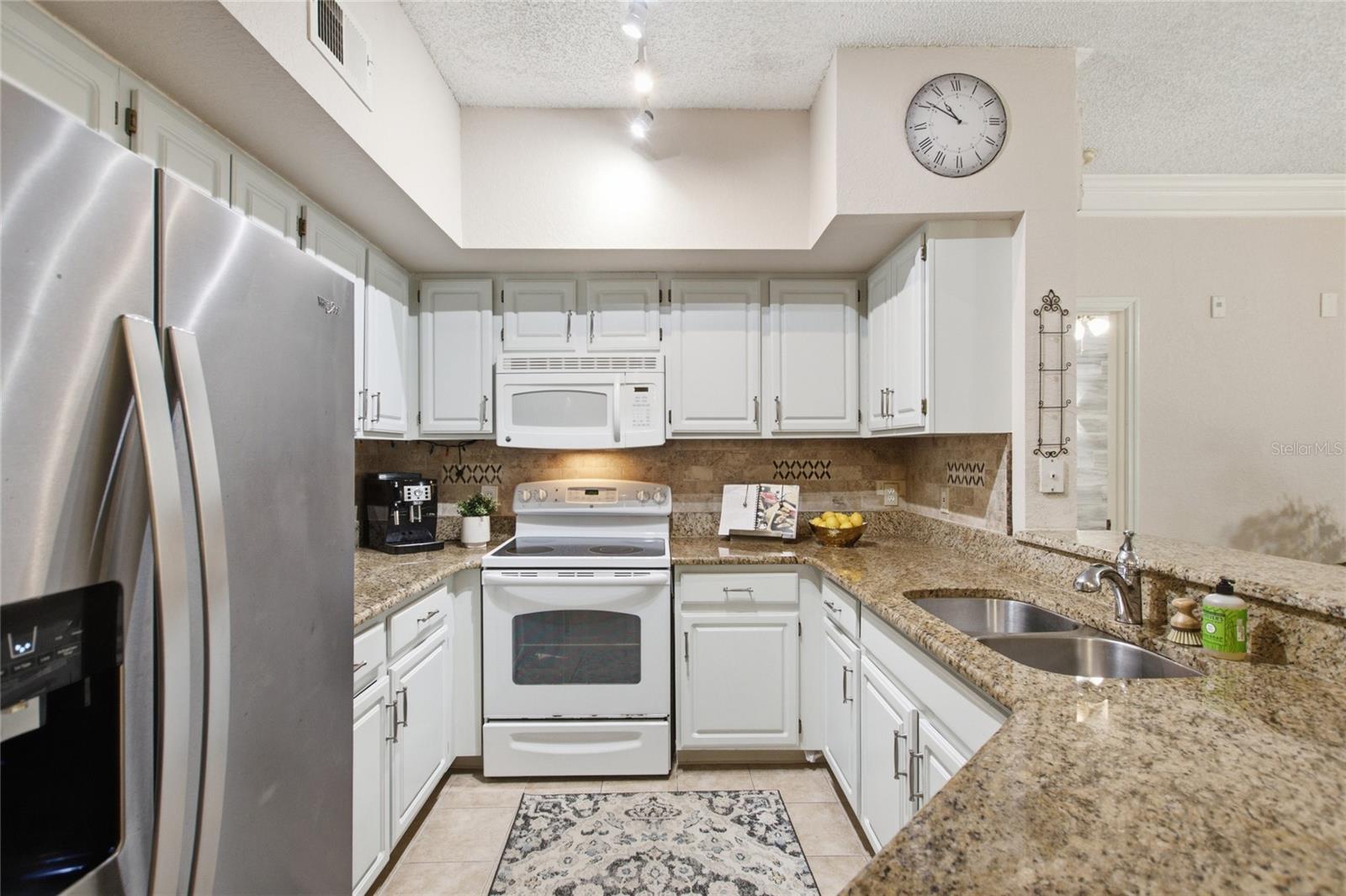 13037 Mulberry Park Dr #518 Property Photo 4