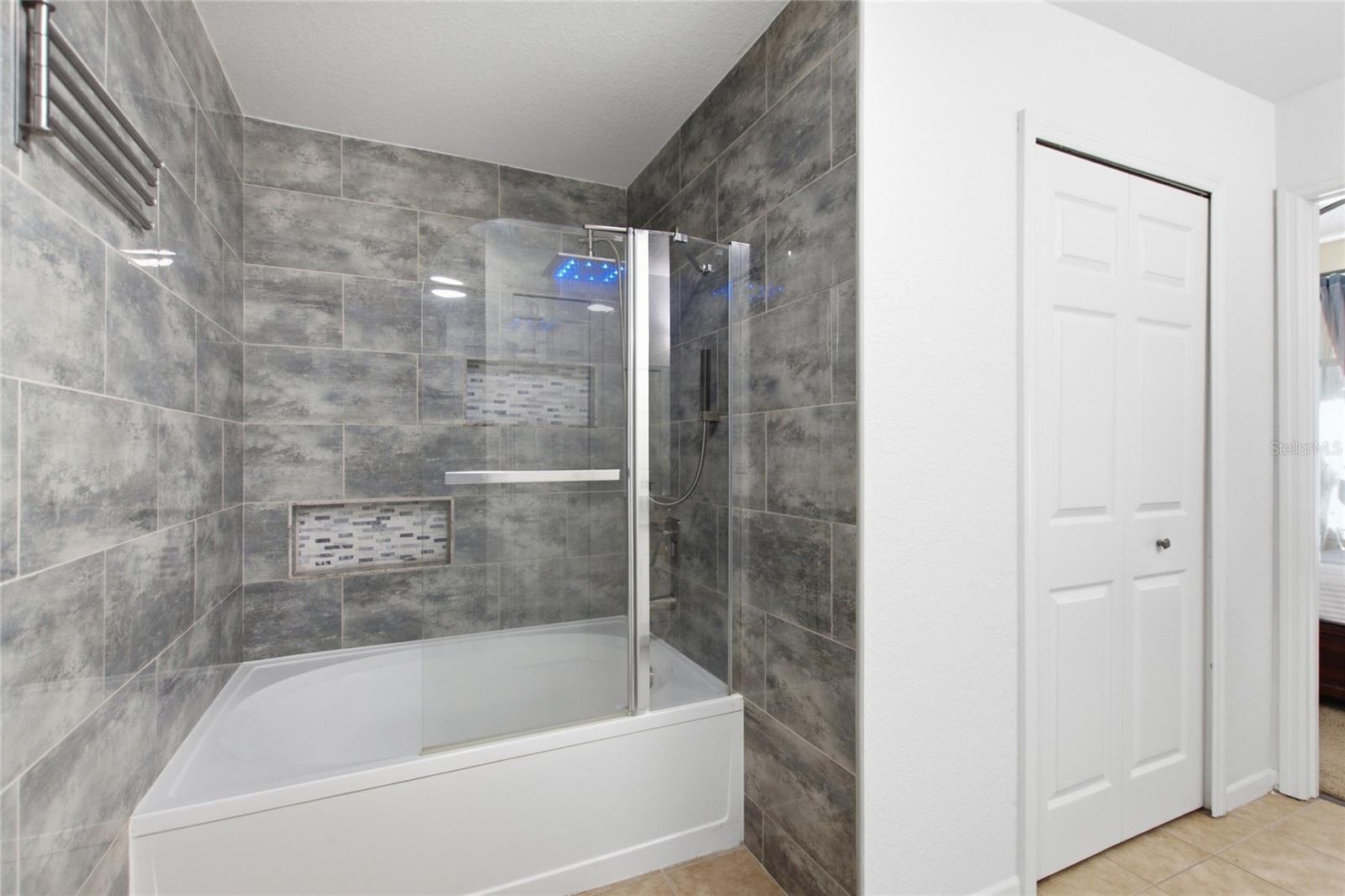 13037 Mulberry Park Dr #518 Property Photo 14