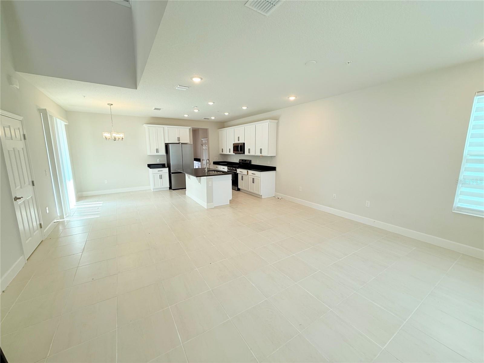 237 Station Ln Property Photo 3