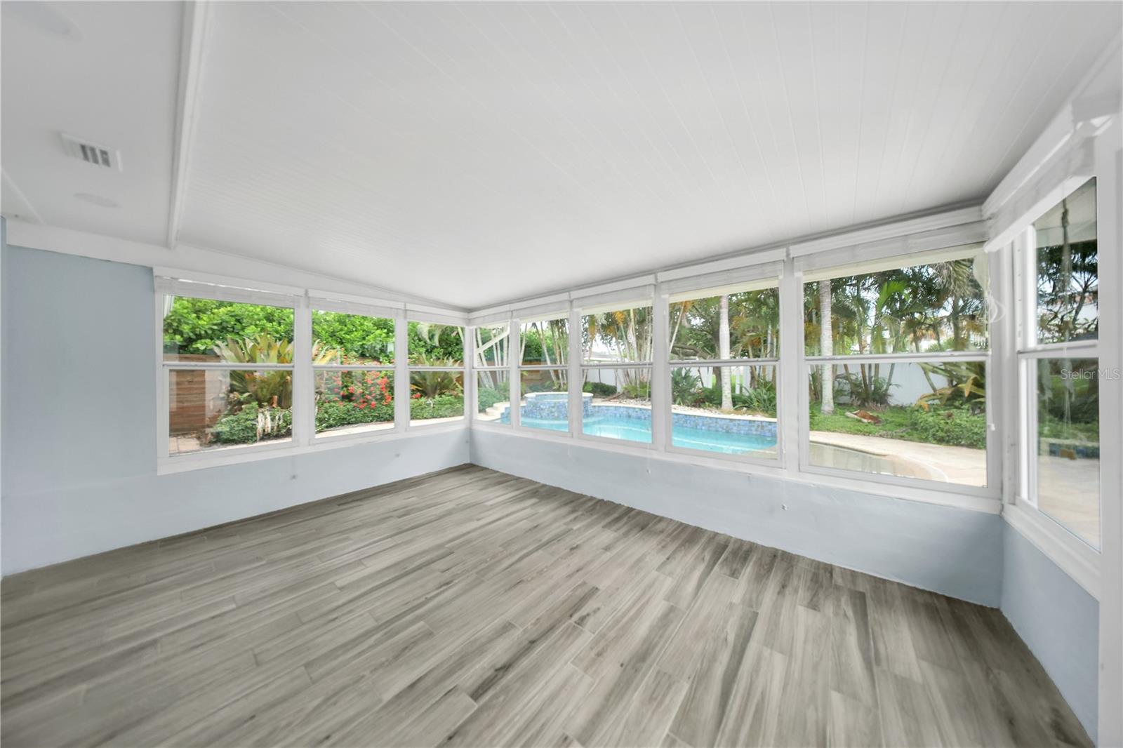 59 Kipling Plz Property Photo 17