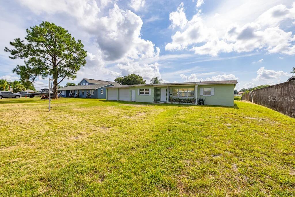 5701 Padgett Cir Property Photo