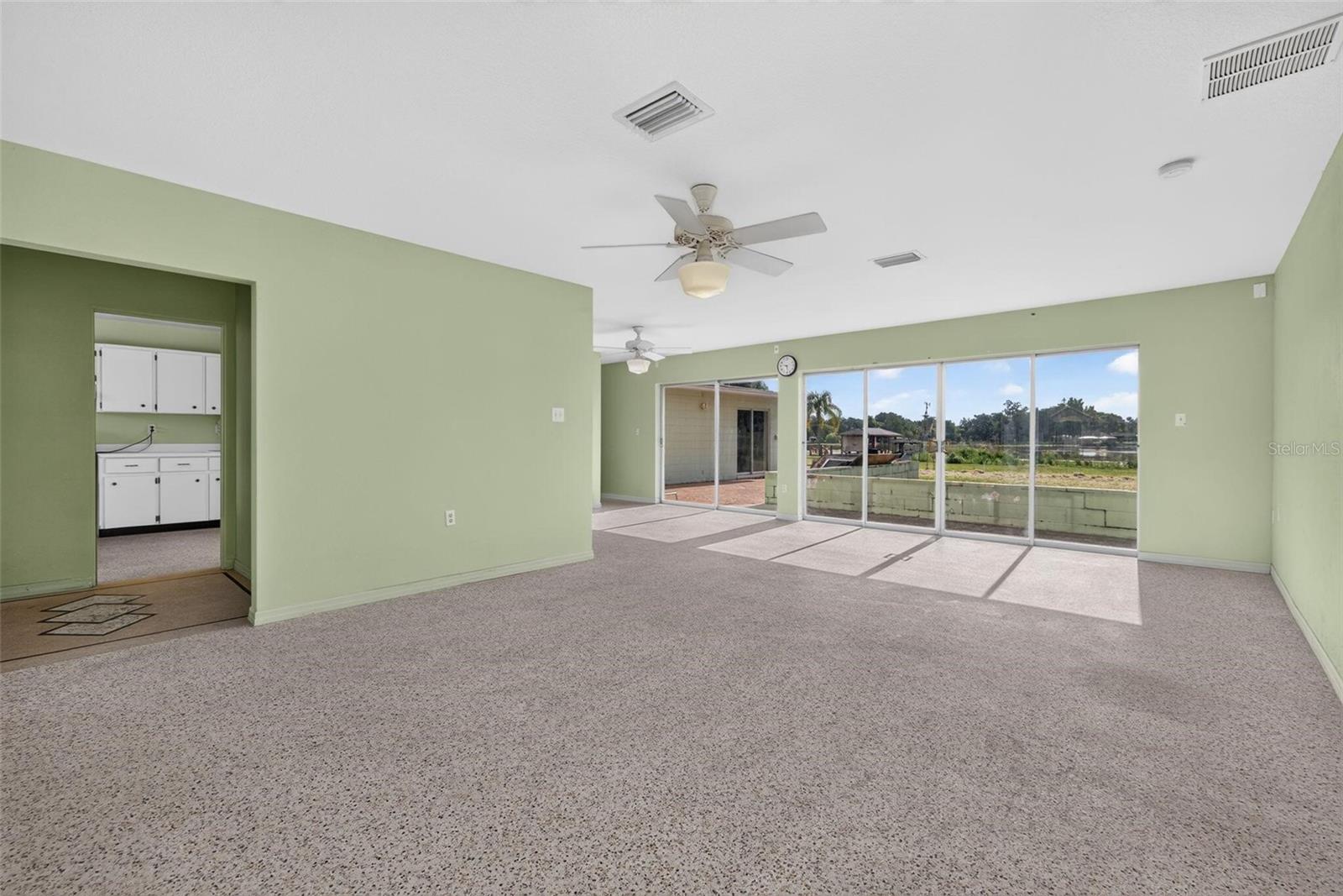 5701 Padgett Cir Property Photo 18