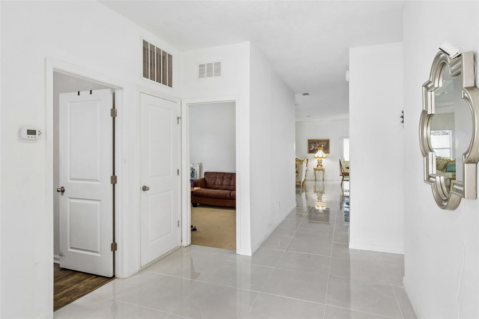 1025 Margot Ln Property Photo 2