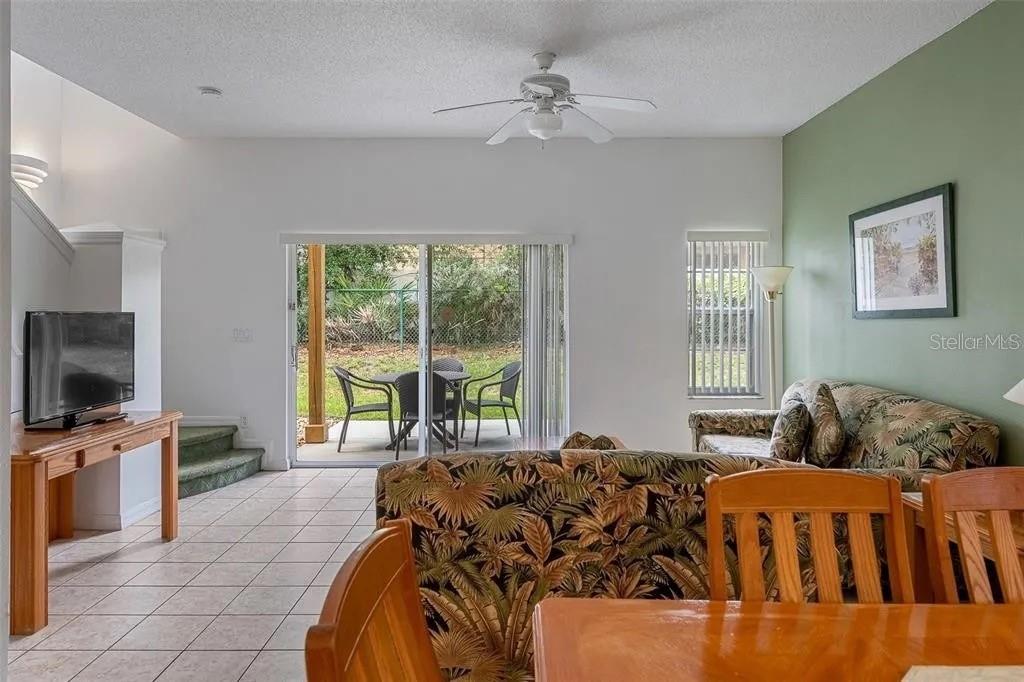 1055 Park Ridge Cir Property Photo 7