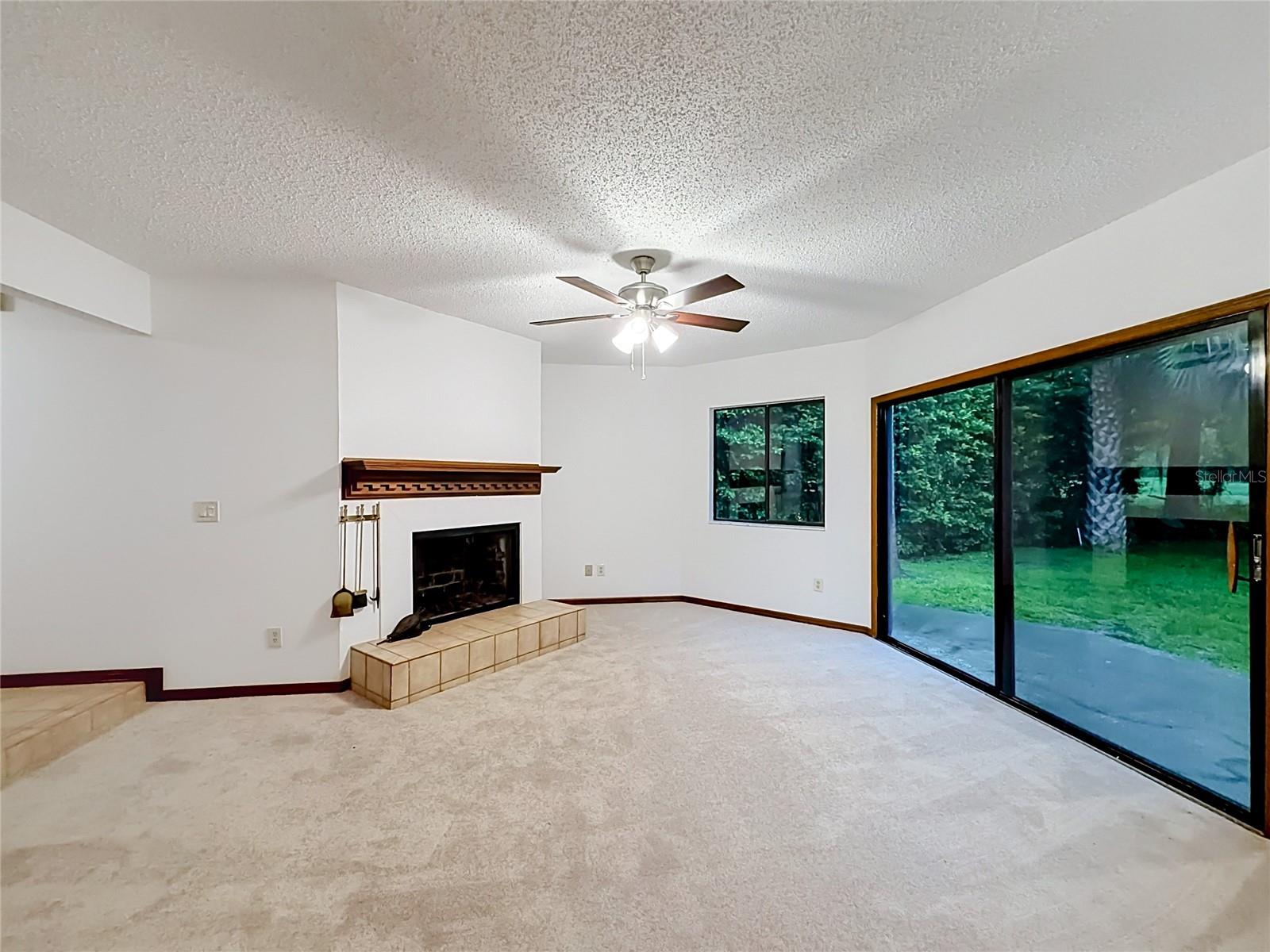 662 Nighthawk Cir Property Photo 7
