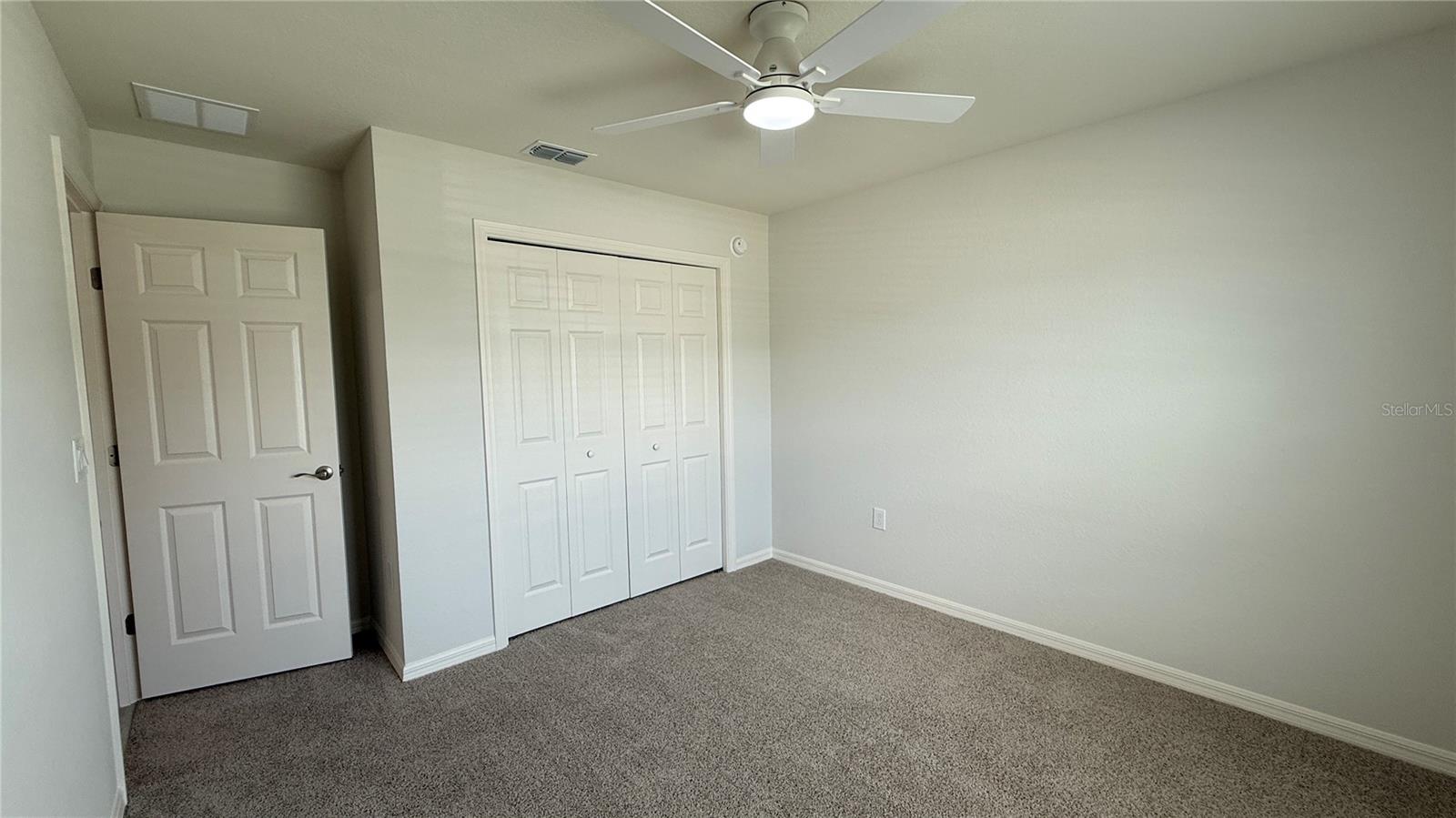 3139 Laurel Oak Ln Property Photo 5