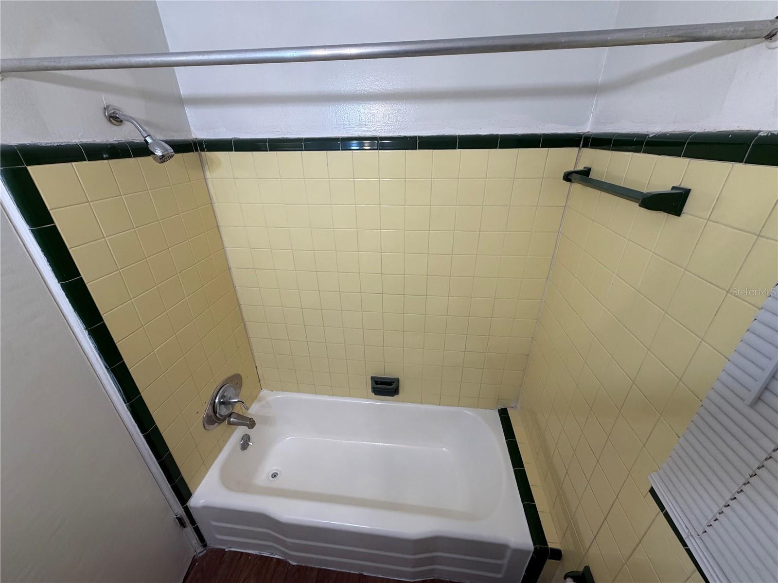 2107 S Mills Ave Property Photo 13