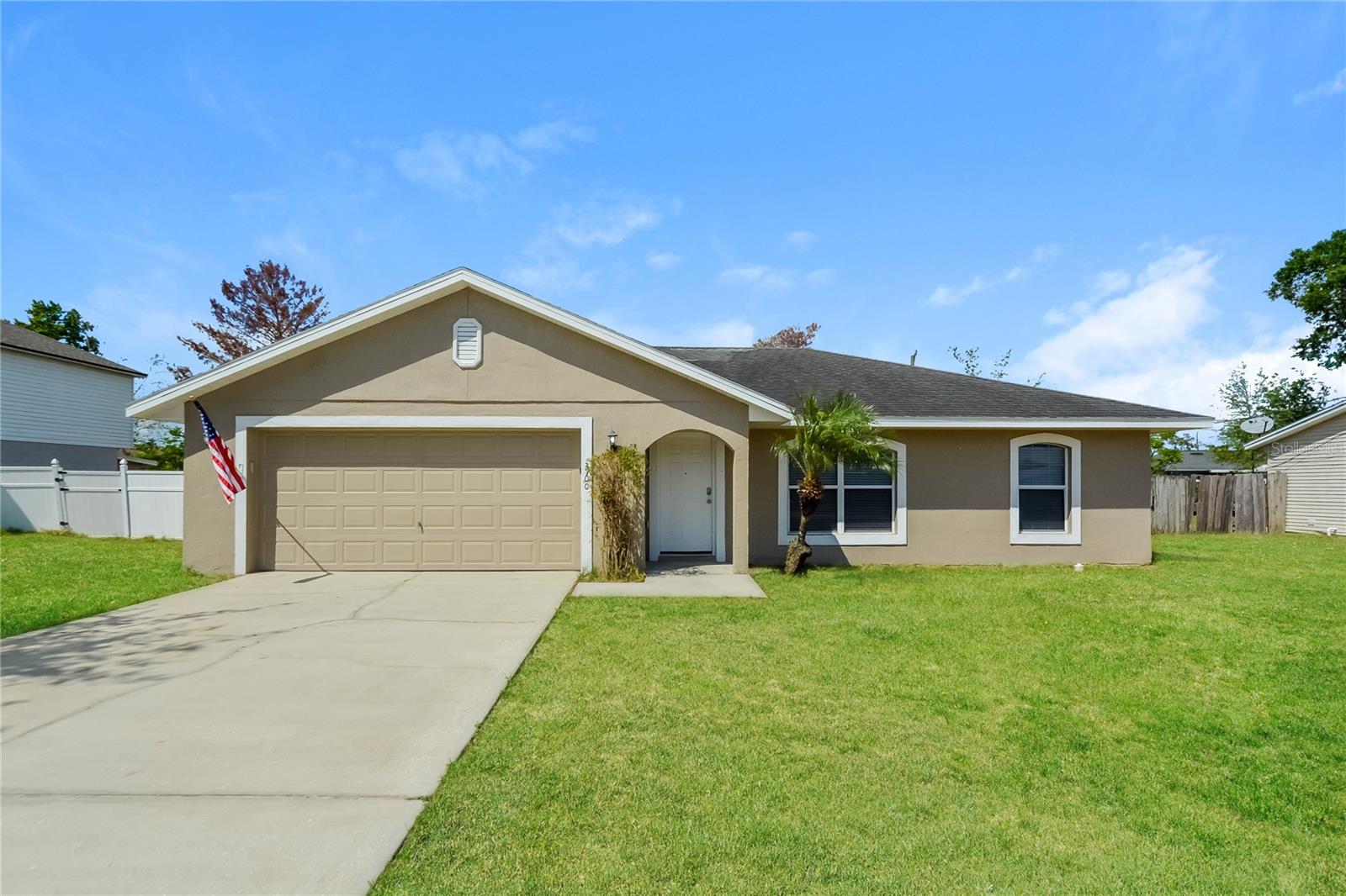 O6432152 Property Photo 1