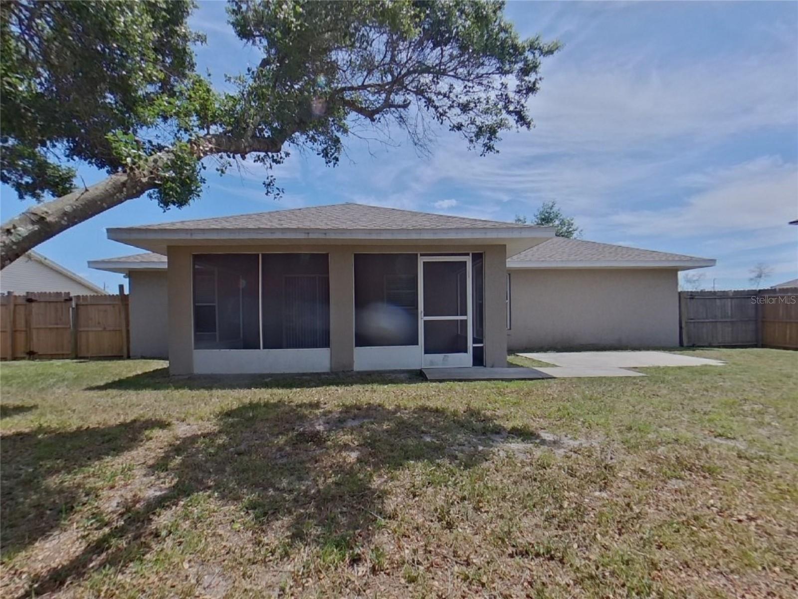O6432152 Property Photo 16