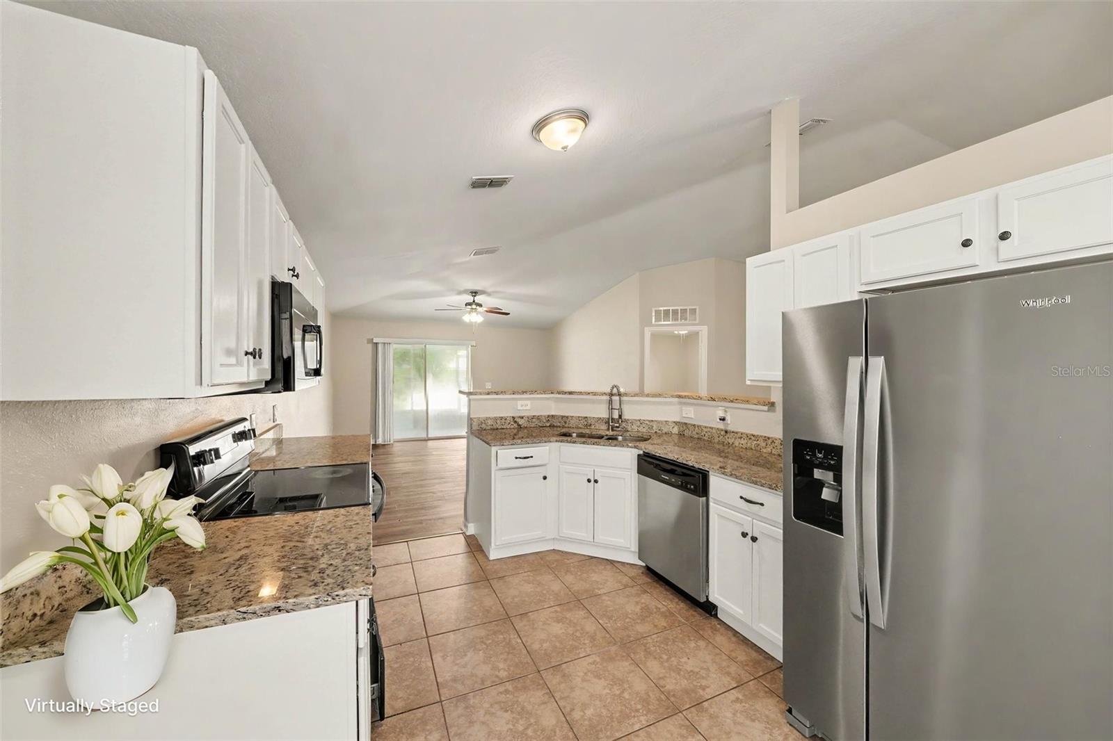 2208 Nicollett Way Property Photo 7