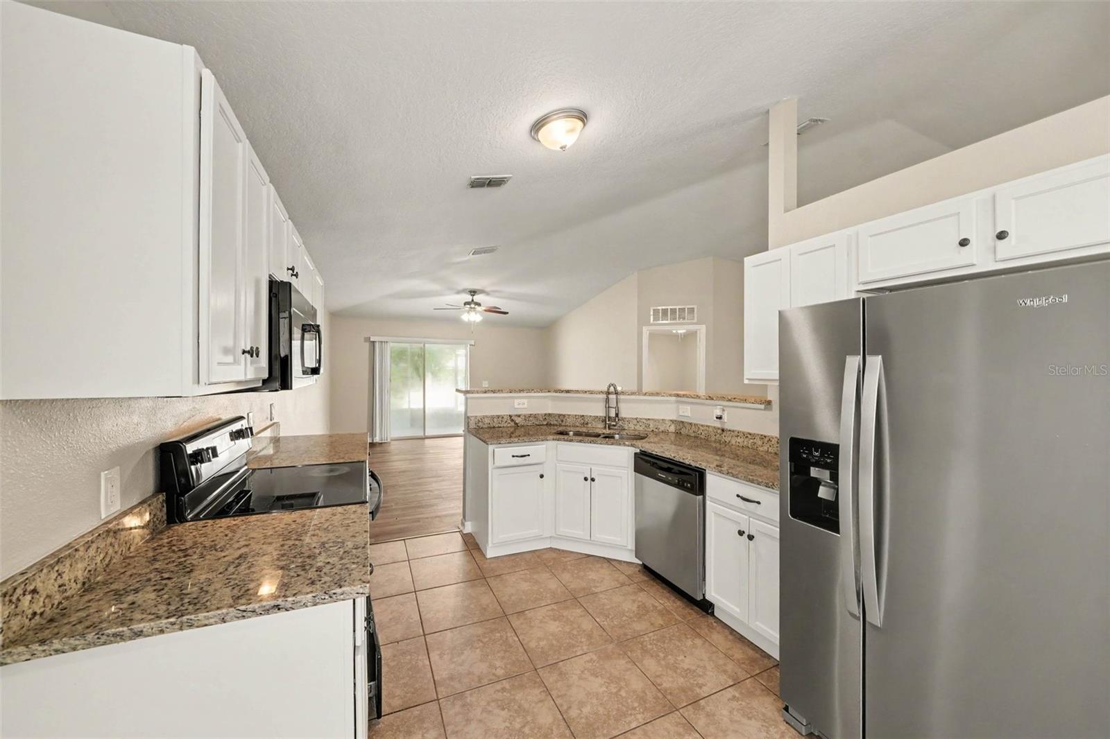 2208 Nicollett Way Property Photo 10