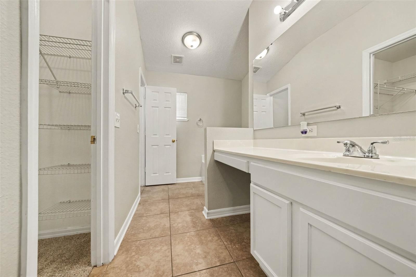 2208 Nicollett Way Property Photo 18