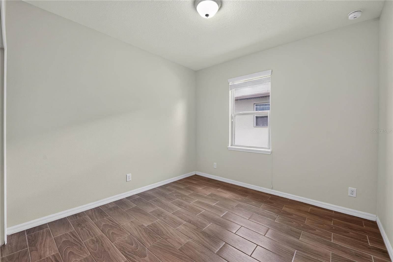 2130 Landside Dr Property Photo 31