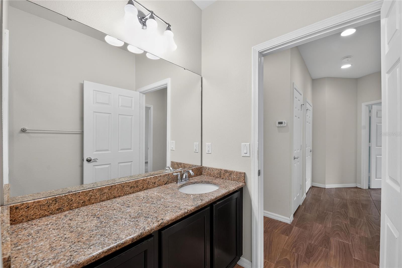 2130 Landside Dr Property Photo 34