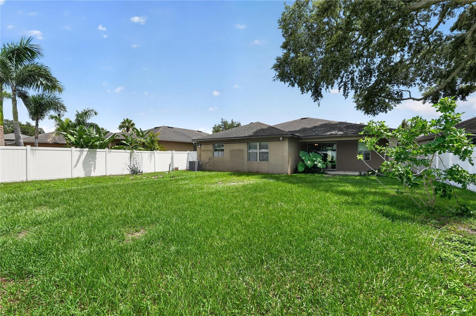 2130 Landside Dr Property Photo 36