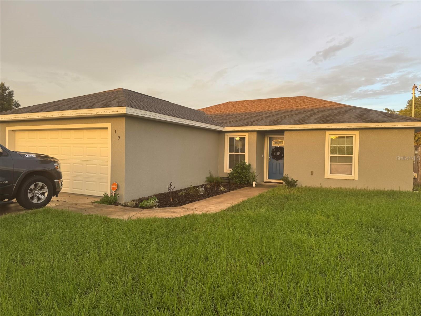 19 Willow Run Property Photo 1