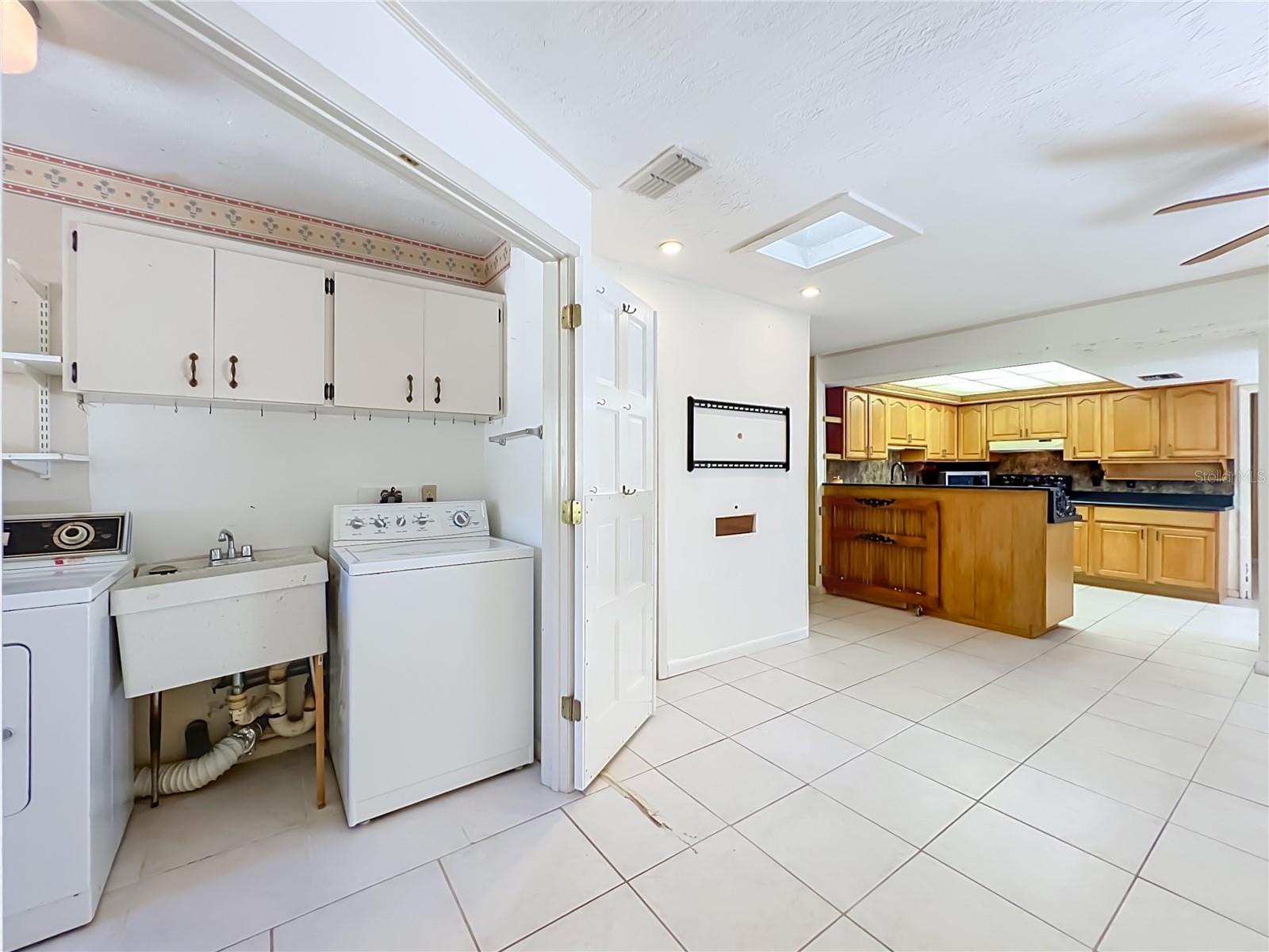 535 Brookside Cir Property Photo 40