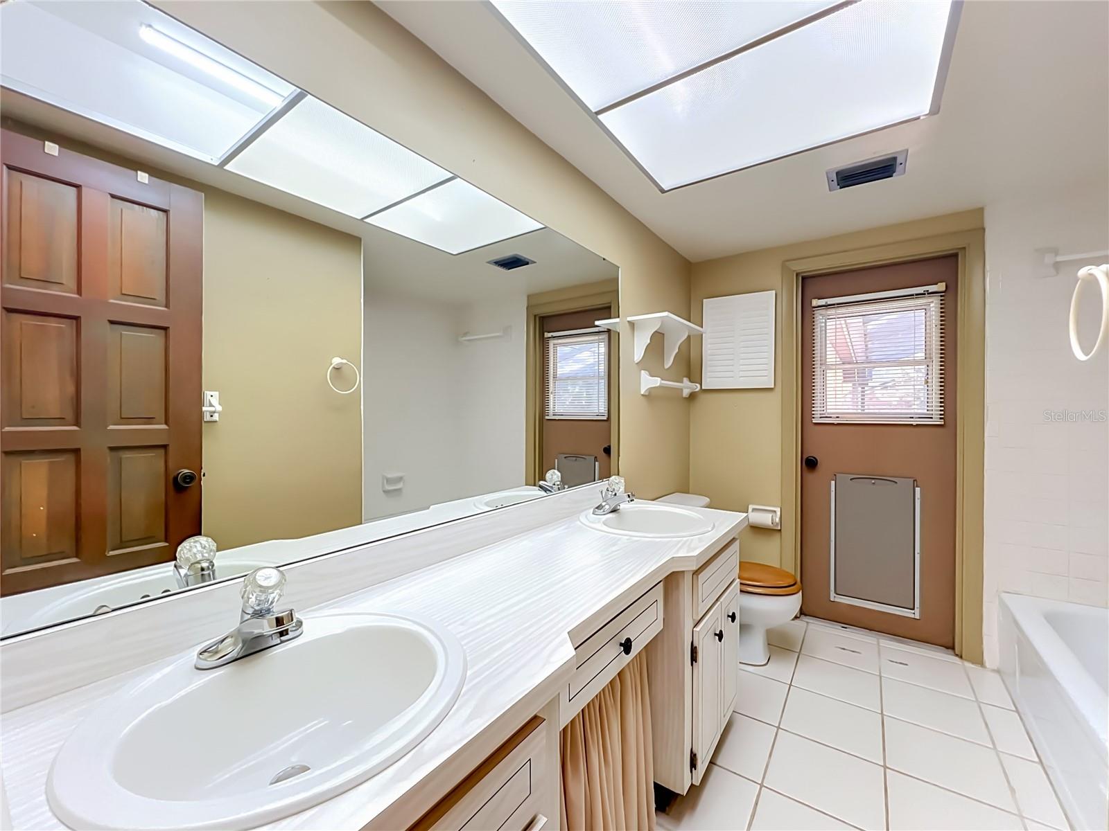 535 Brookside Cir Property Photo 53