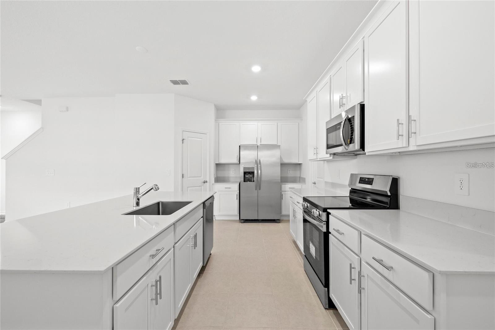 6028 Zen Way Property Photo 3