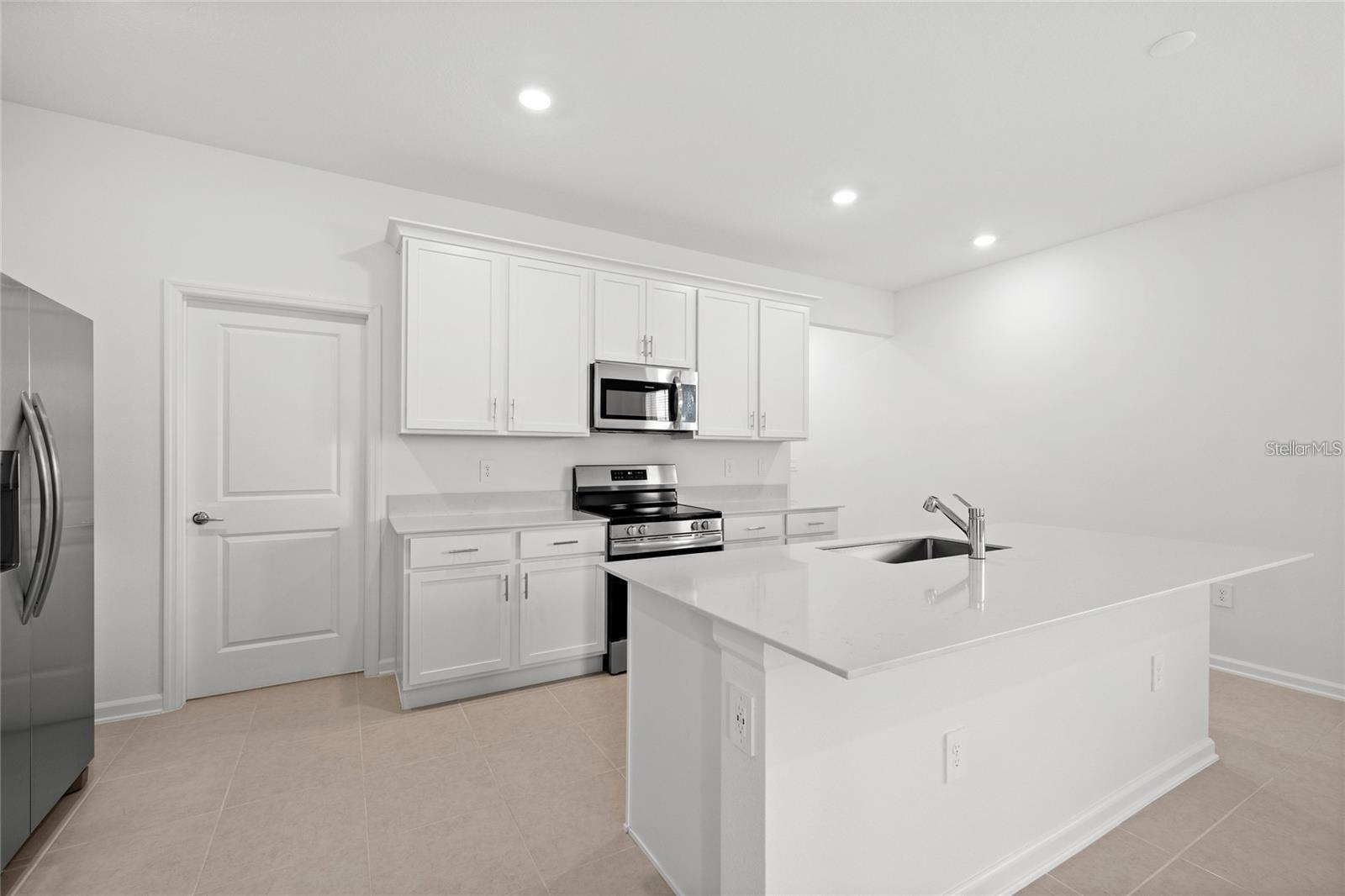 6028 Zen Way Property Photo 5