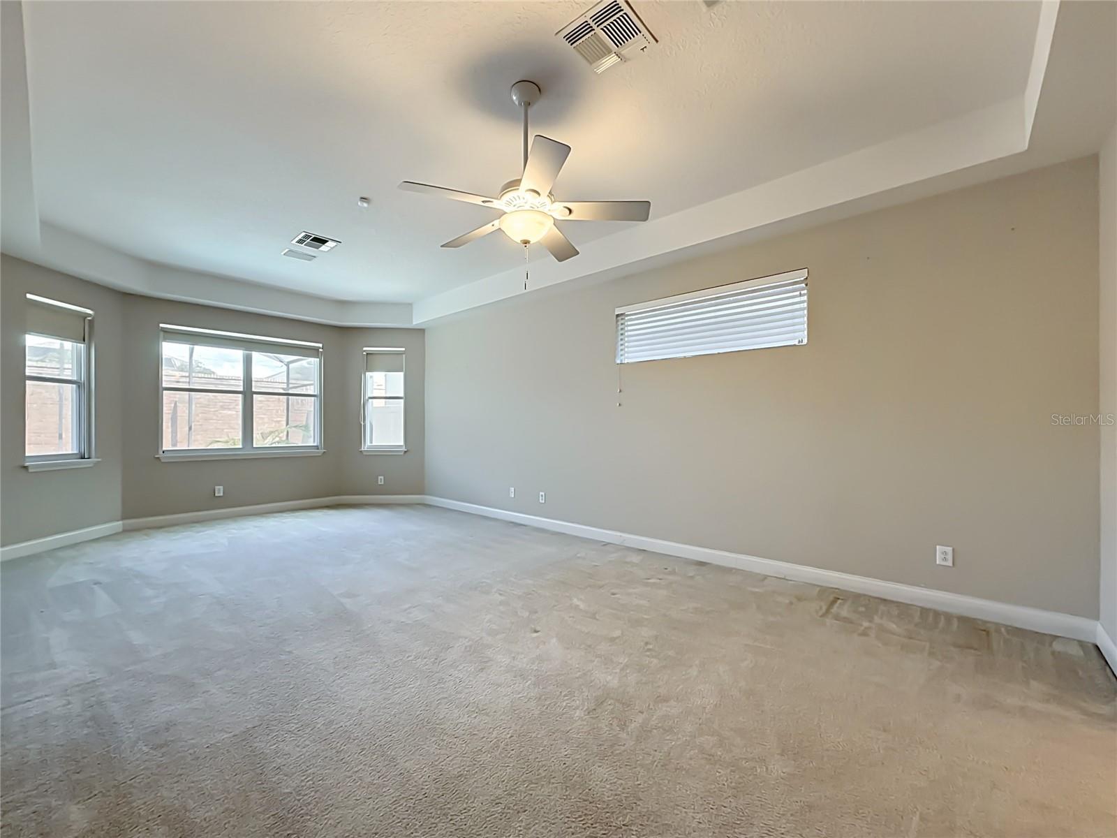 10824 Woodchase Cir Property Photo 18