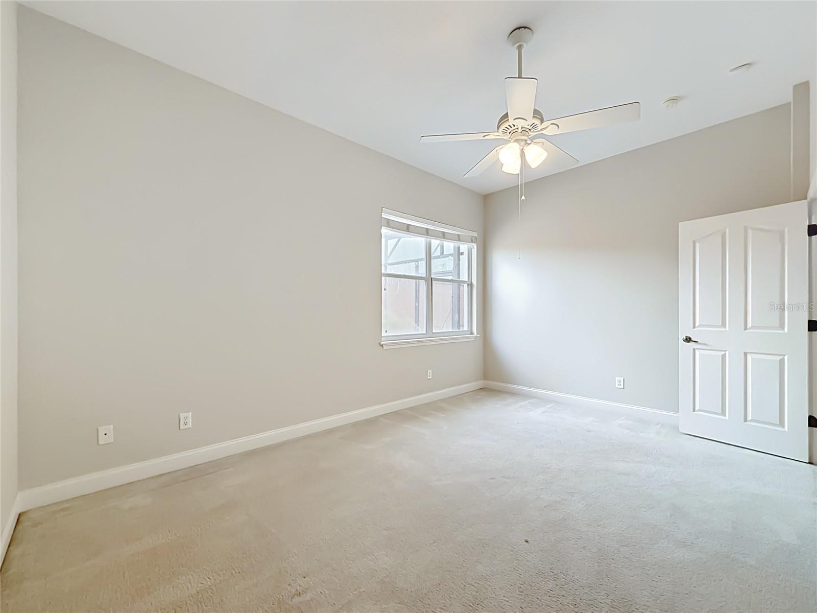 10824 Woodchase Cir Property Photo 34