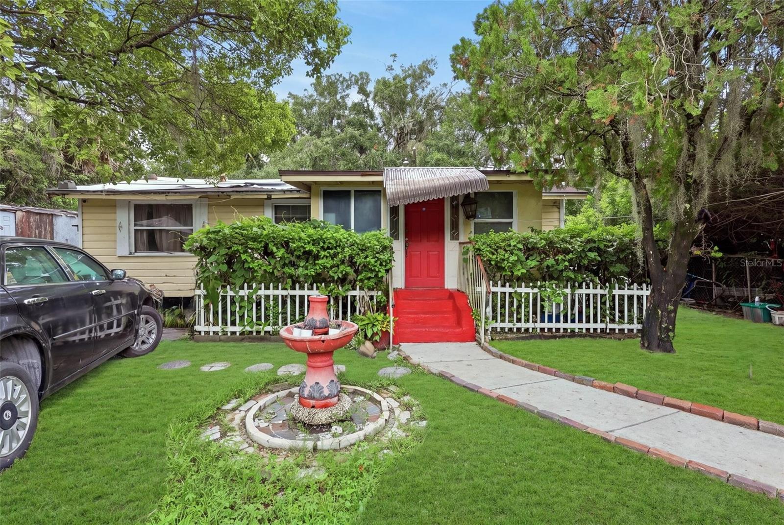 2221 Granby St Property Photo 1