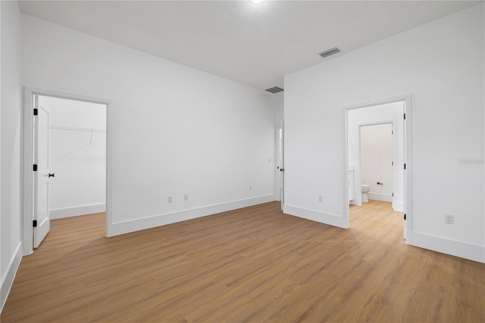 15041 Sw 24th Cir Property Photo 30