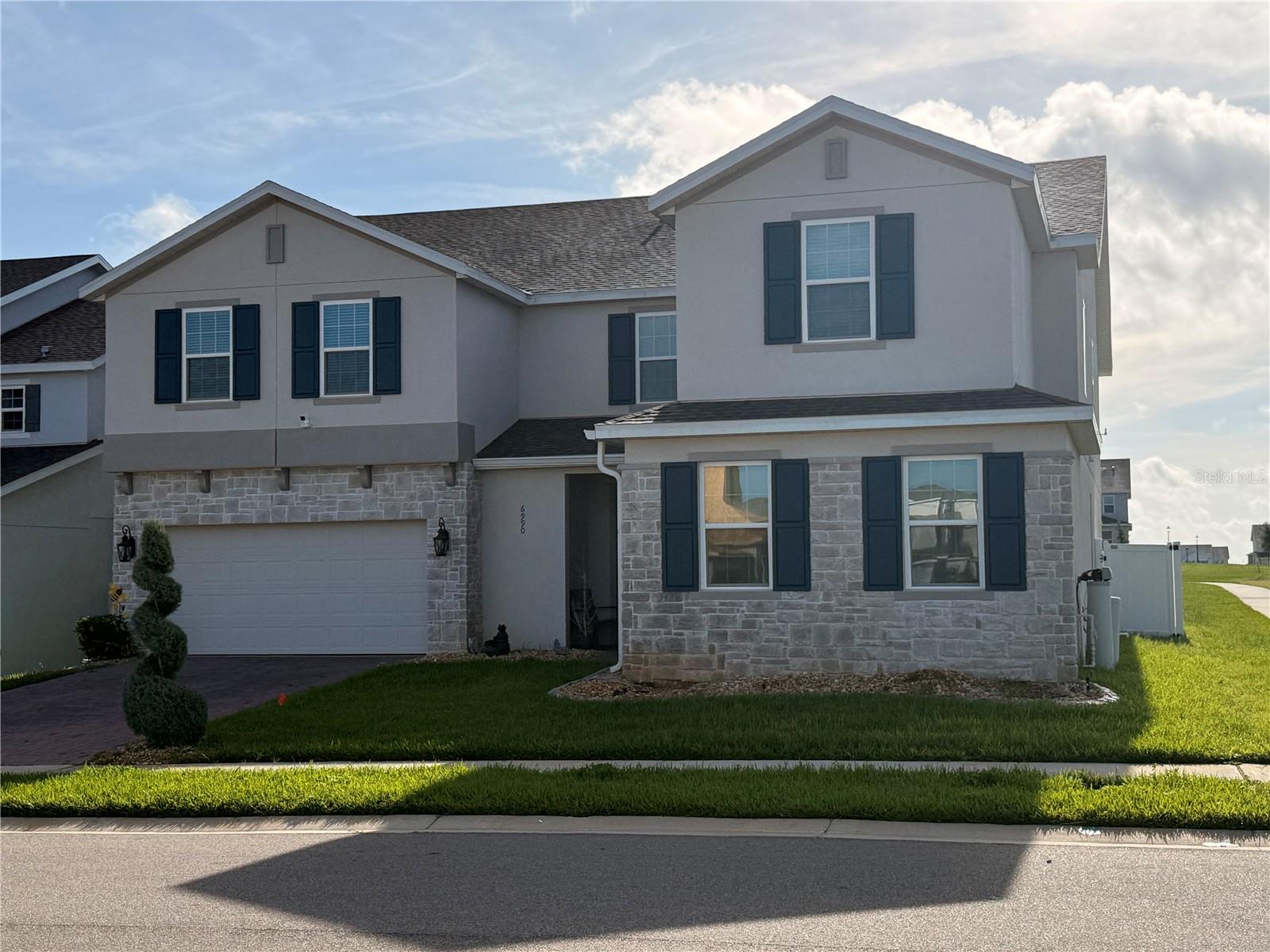 6990 Rolling Gardens Loop Property Photo 2
