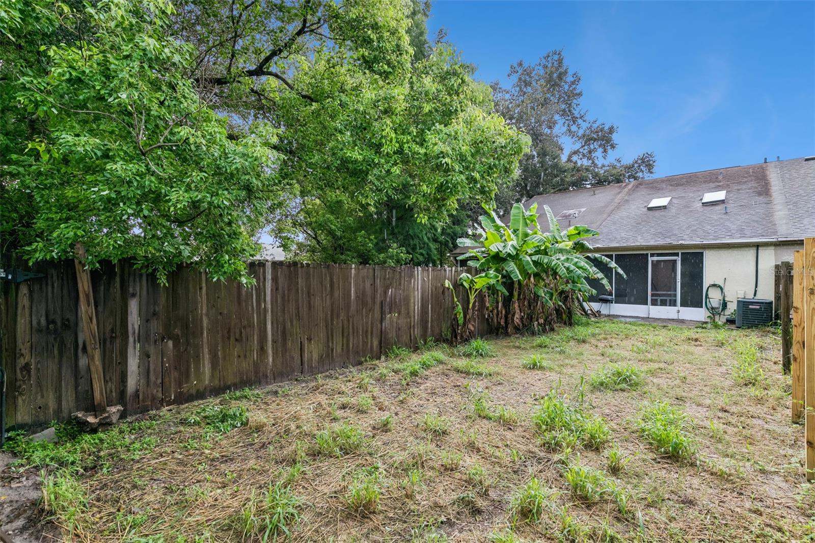 2835 Hunt Club Ln Property Photo 20