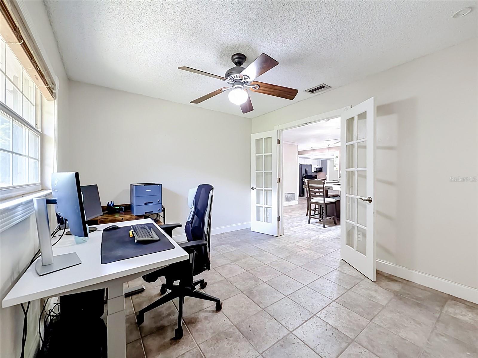 6313 Wynglow Ln Property Photo 17
