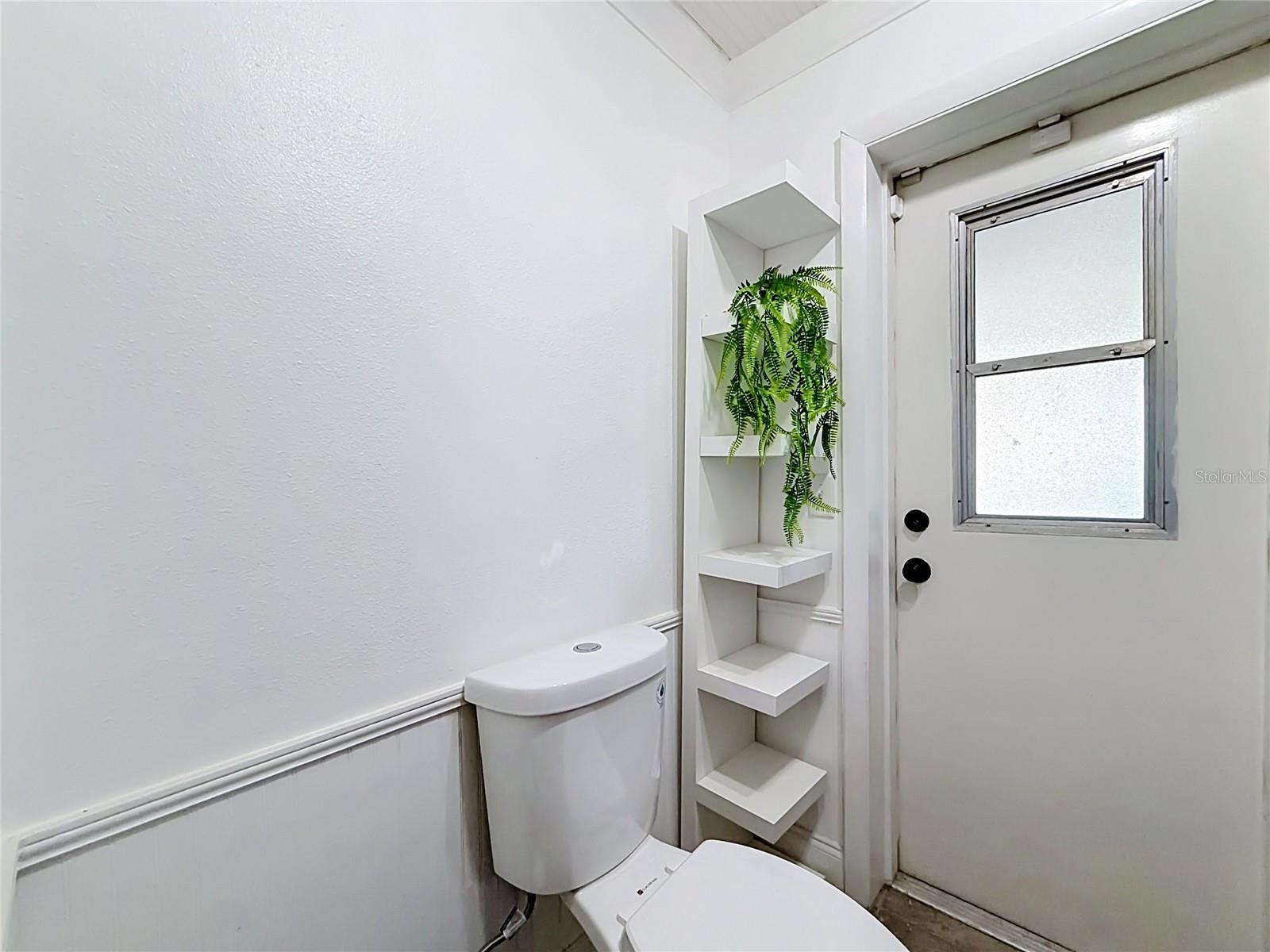 6313 Wynglow Ln Property Photo 24