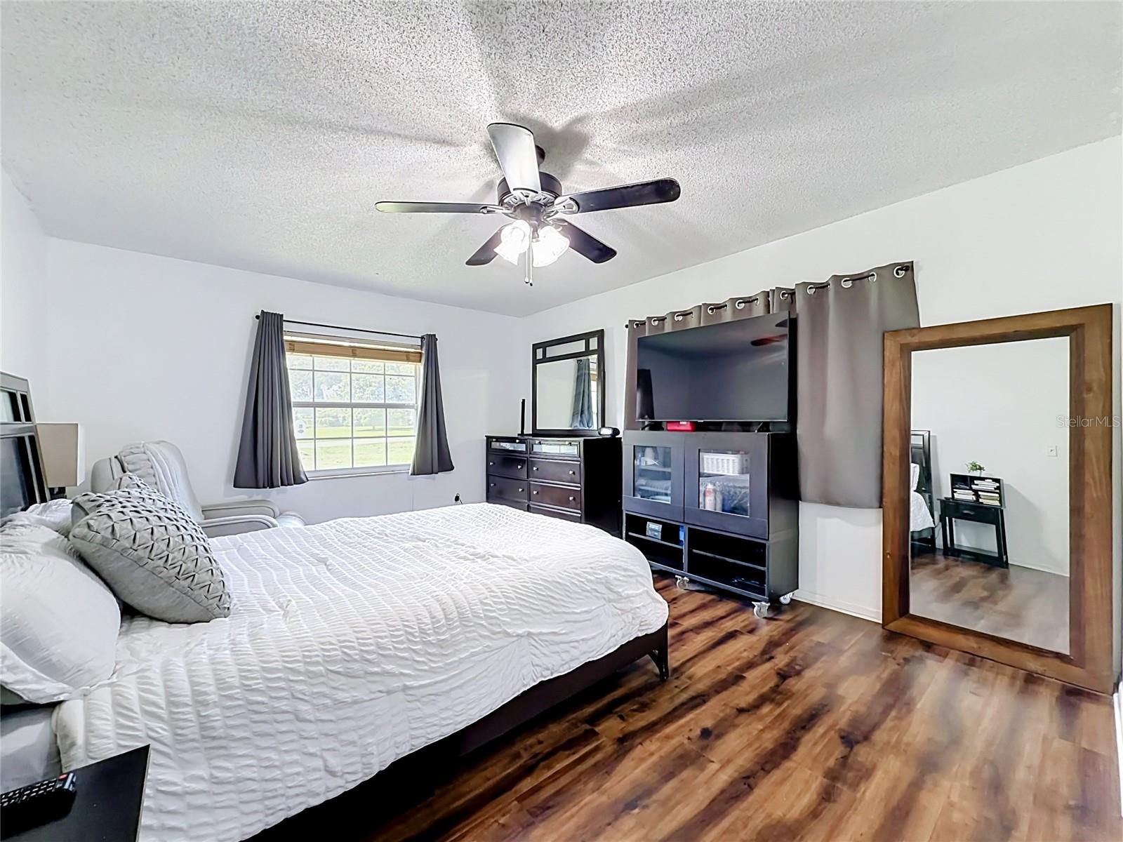 6313 Wynglow Ln Property Photo 26