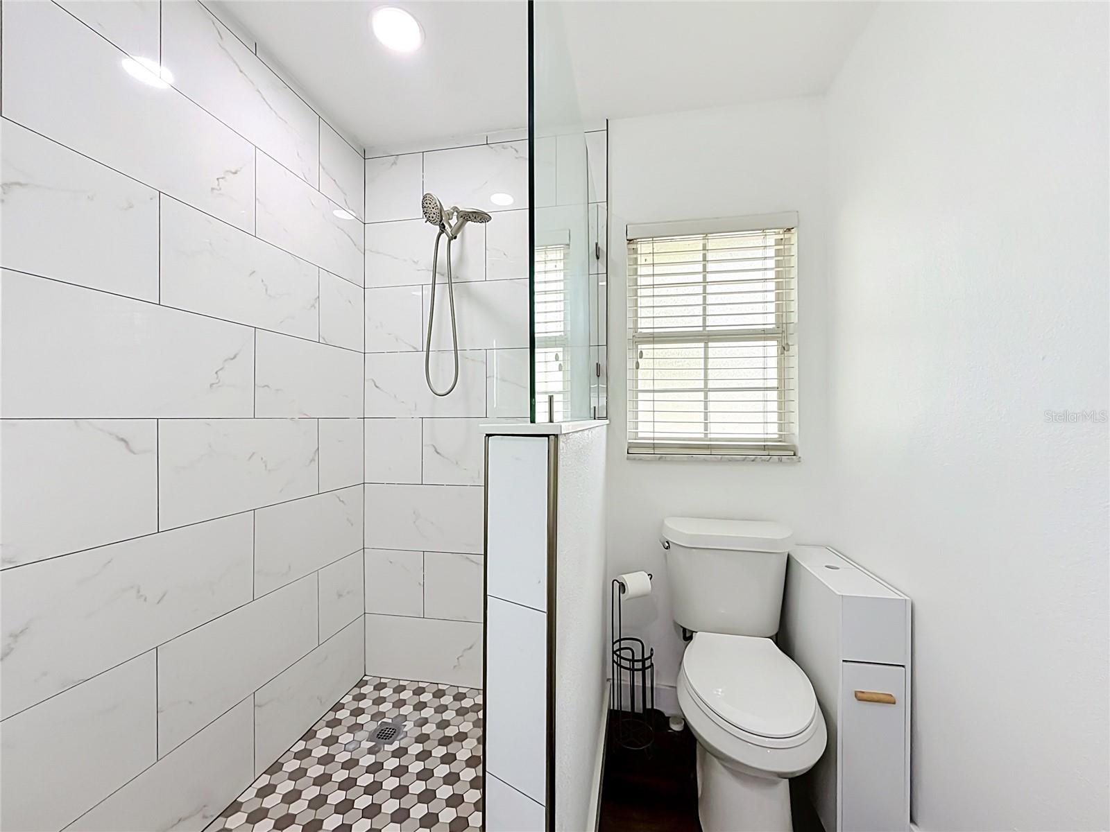 6313 Wynglow Ln Property Photo 28
