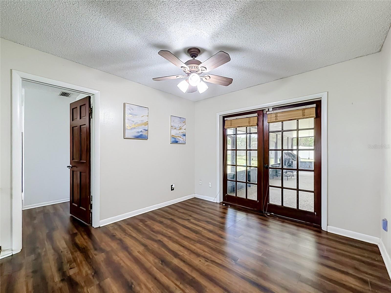 6313 Wynglow Ln Property Photo 36