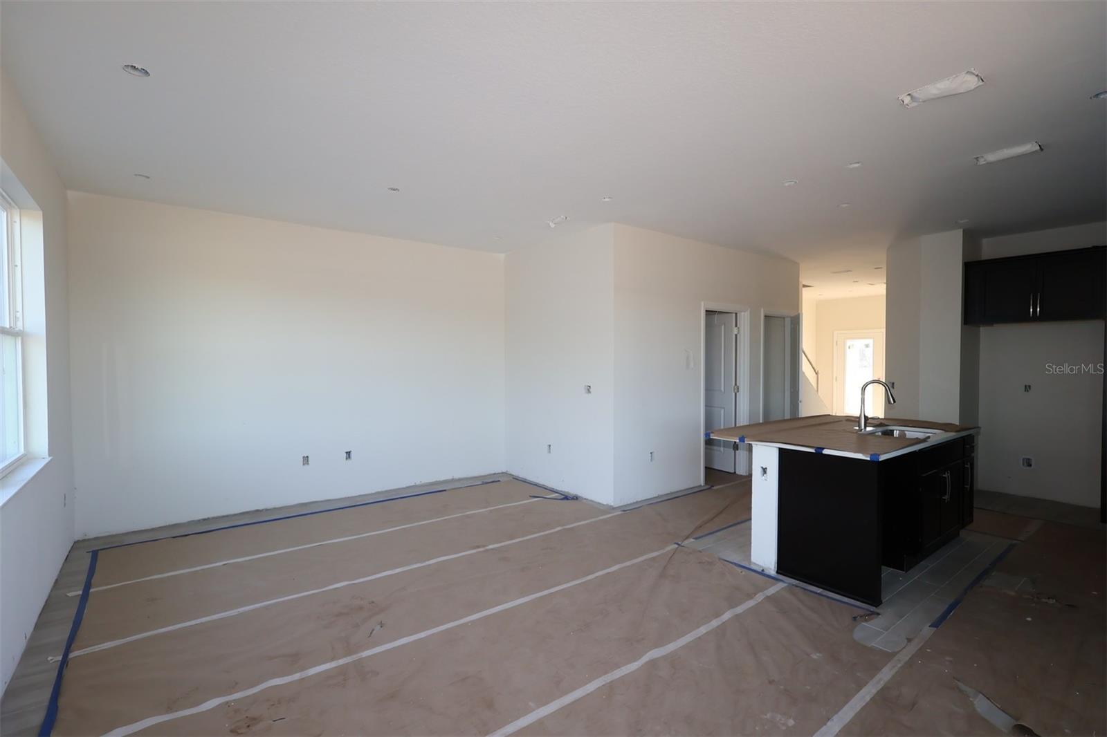 5192 Center Lake Ranch Blvd Property Photo 5