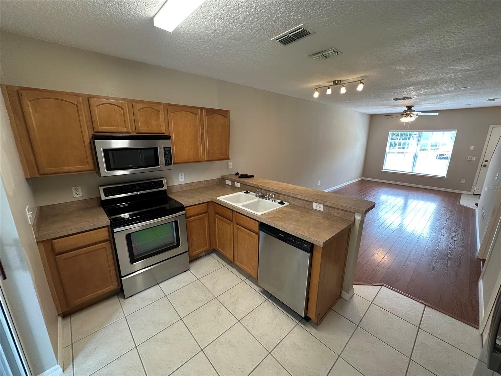 538 Wilton Cir Property Photo 5