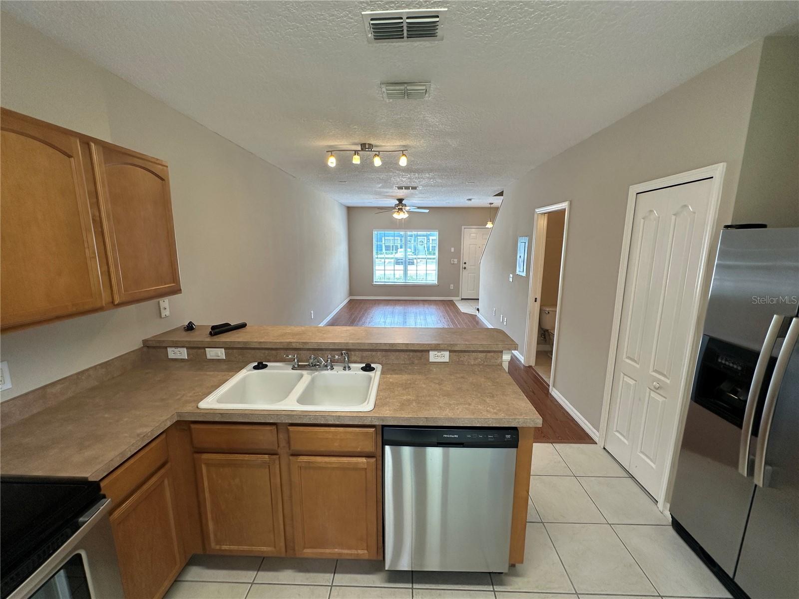 538 Wilton Cir Property Photo 6